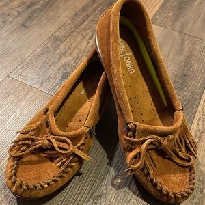 Minnetonka Moccasins Kilty Plus Suede 4302 Size 7.5 Womens